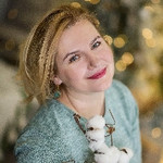 Alena, 44 (1 , 0 )